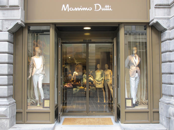 Massimo Dutti Store